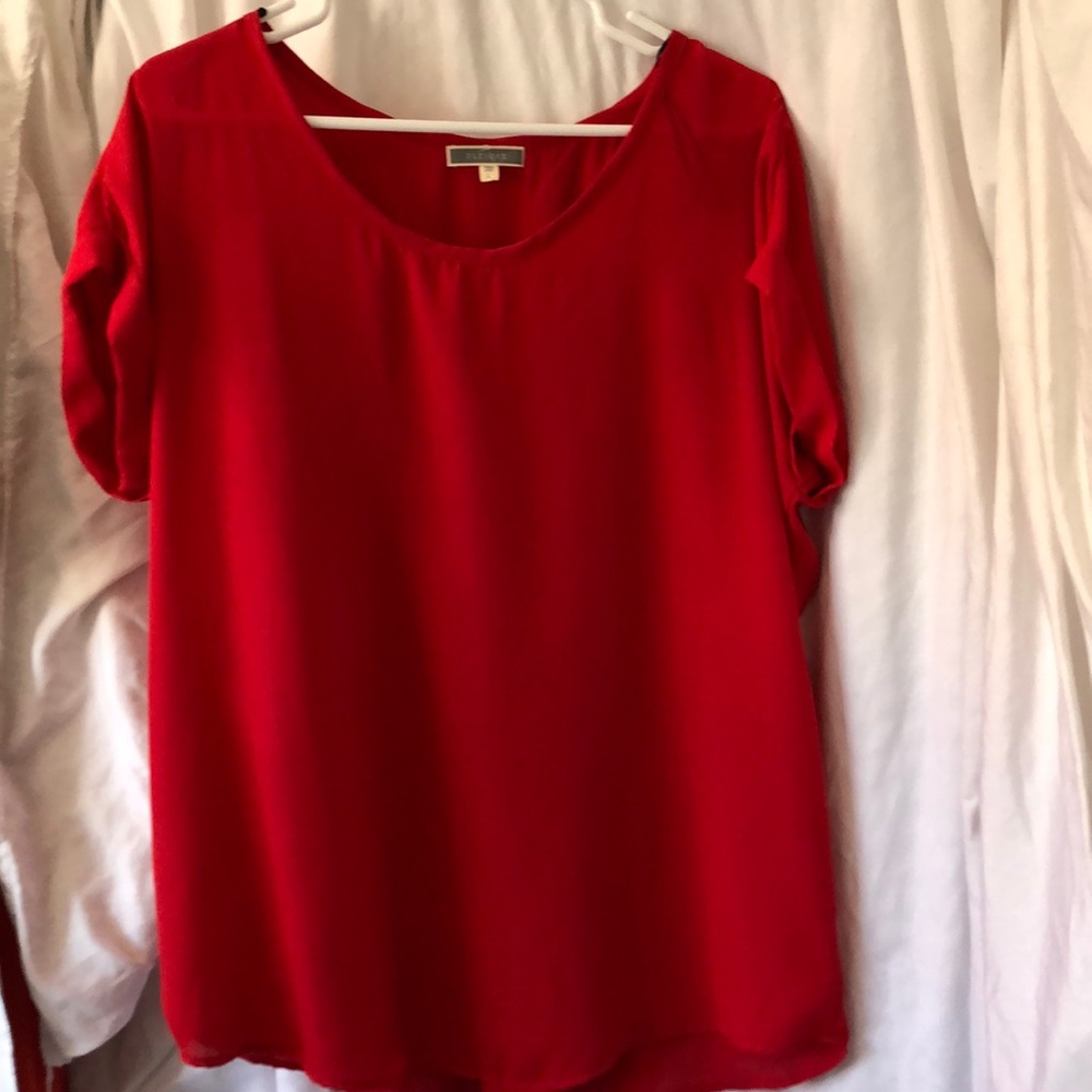 Red crepe top